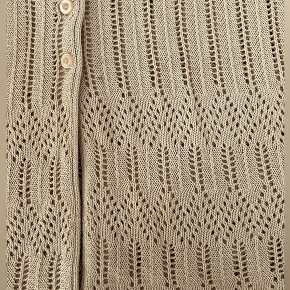 Vino Rouge Knit Button Up - Picture 5 of 6